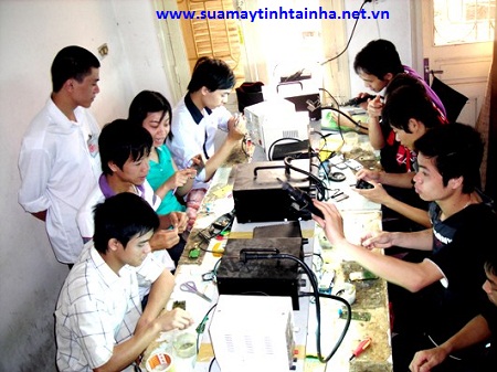 Công việc thợ sửa chữa máy tính
